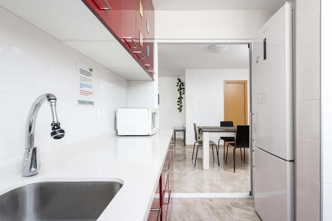 Hotel Black Cat Surf House 1 C Arona  Pensjonat Arona (Tenerife)