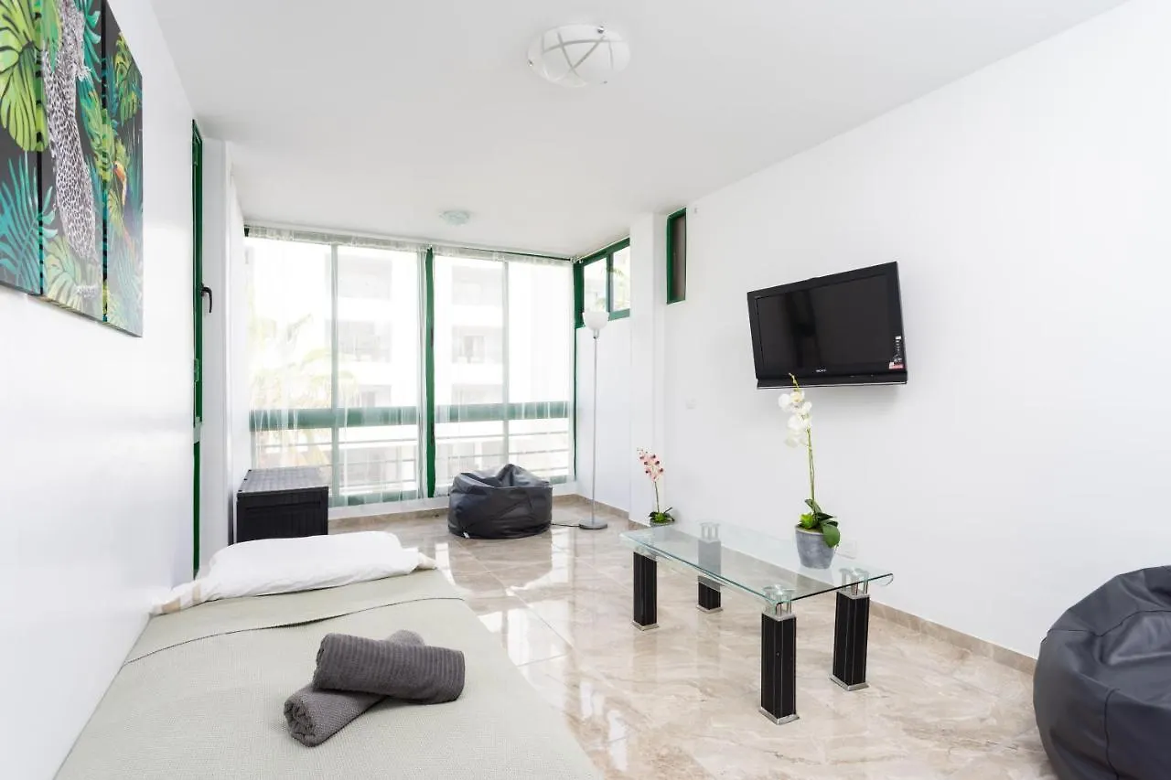 Hotel Black Cat Surf House 1 C Arona  0*, Arona (Tenerife)