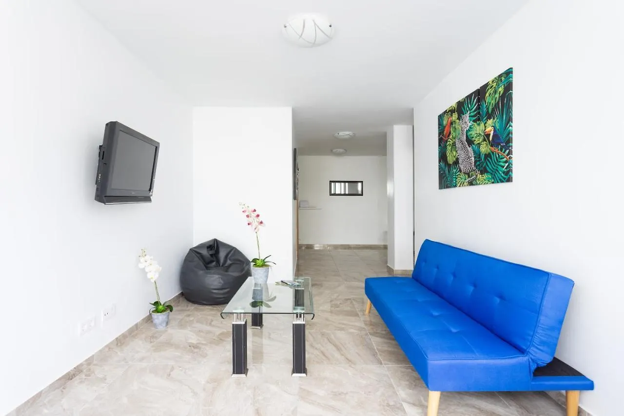 Black Cat Surf House 1 C Hotel Arona